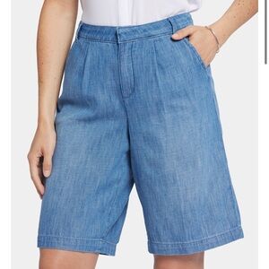 NYDJ Light Blue Denim Bermudas relaxed size 10